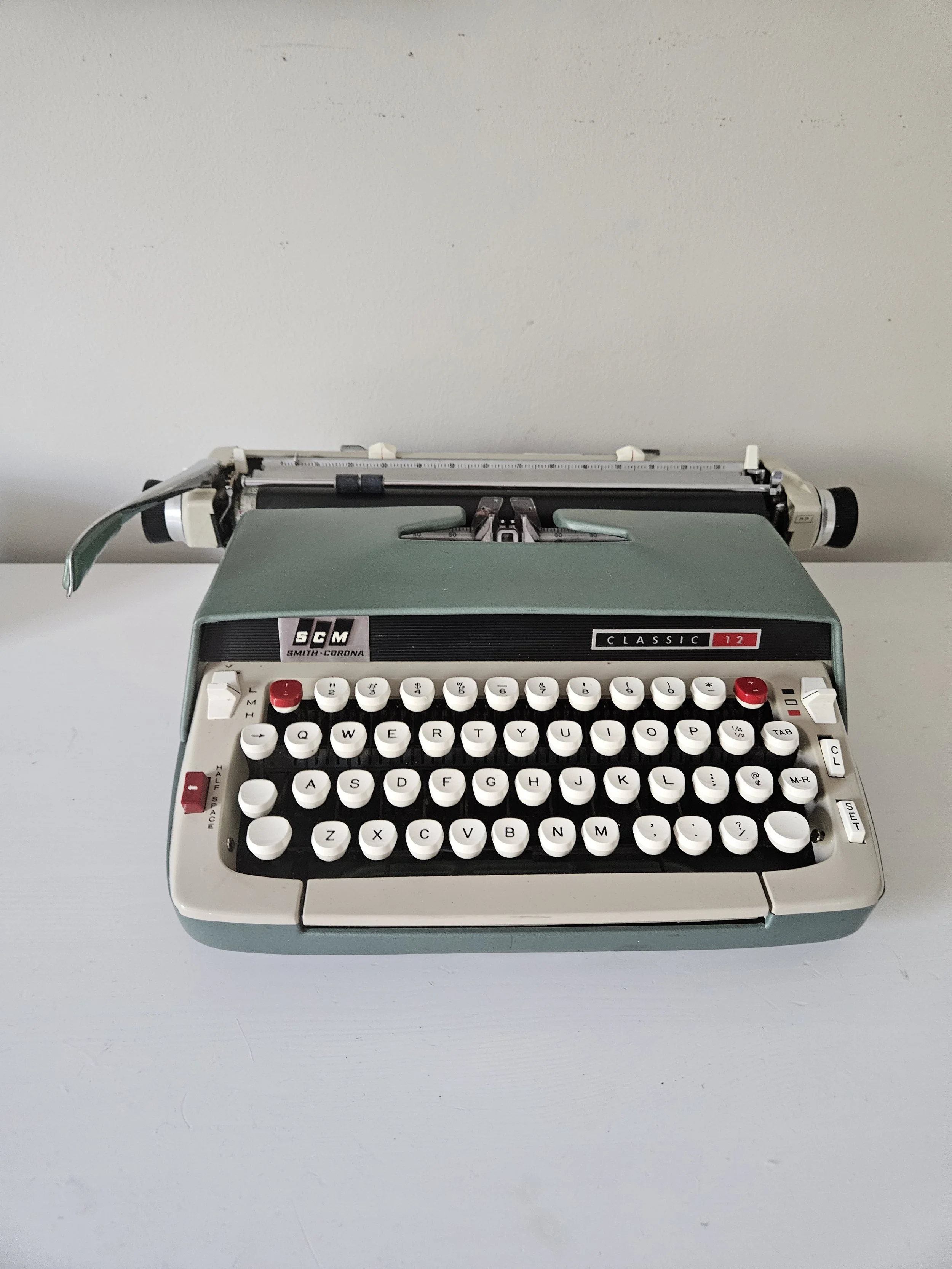 Circa 1967 Smith Corona Classic 12 Typewriter with Case — Classic